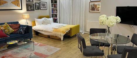 1 bedroom, iron/ironing board, Internet, bed sheets