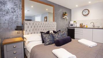 1 Schlafzimmer, Bügeleisen/Bügelbrett, kostenloses WLAN, Bettwäsche