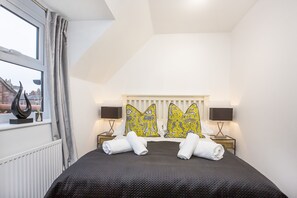 2 habitaciones, tabla de planchar con plancha y wifi gratis 