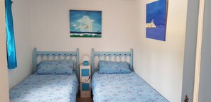 4 quartos, ferros/tábuas de passar roupa, berço de viagem, Wi-Fi