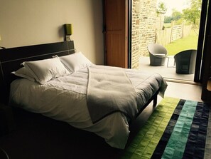 5 Schlafzimmer, Bügeleisen/Bügelbrett, WLAN, Bettwäsche