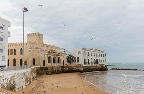 Vlak bij het strand