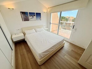 2 bedrooms, iron/ironing board, free WiFi, bed sheets - Mirador al Mar 56 by homeprive (Denia)