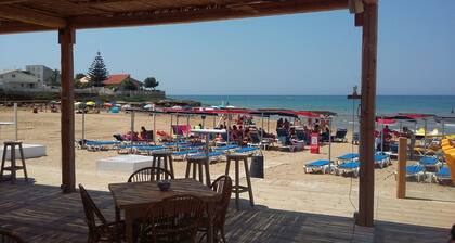 Holiday Apartment Vista Mare between the places of "Montalbano"