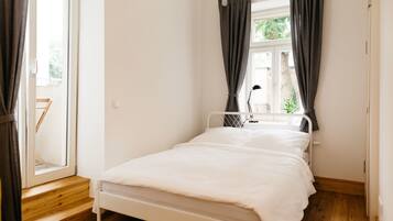 Doppelzimmer, Gemeinschaftsbad | Verdunkelungsvorhänge, Bügeleisen/Bügelbrett, kostenloses WLAN