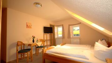 Standard Double Room, 1 Queen Bed, Non Smoking, Refrigerator | Desk, free WiFi, bed sheets