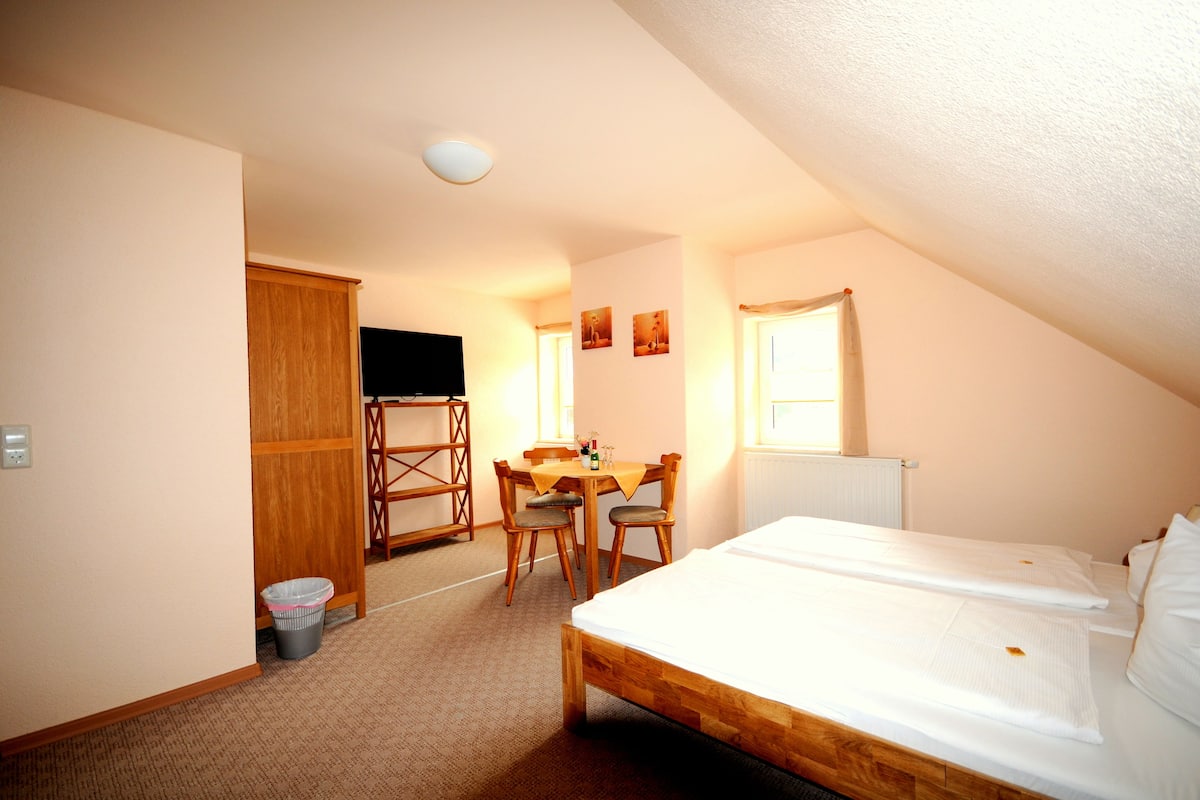 Standard Double Room, 1 Queen Bed, Non Smoking, Refrigerator | Desk, free WiFi, bed sheets
