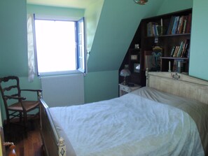 4 Schlafzimmer, Bügeleisen/Bügelbrett, Reisekinderbett, kostenloses WLAN