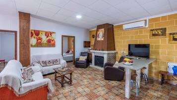 Smart TV, chimenea