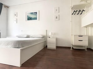 1 quarto, ferros/tábuas de passar roupa, berço de viagem, Wi-Fi