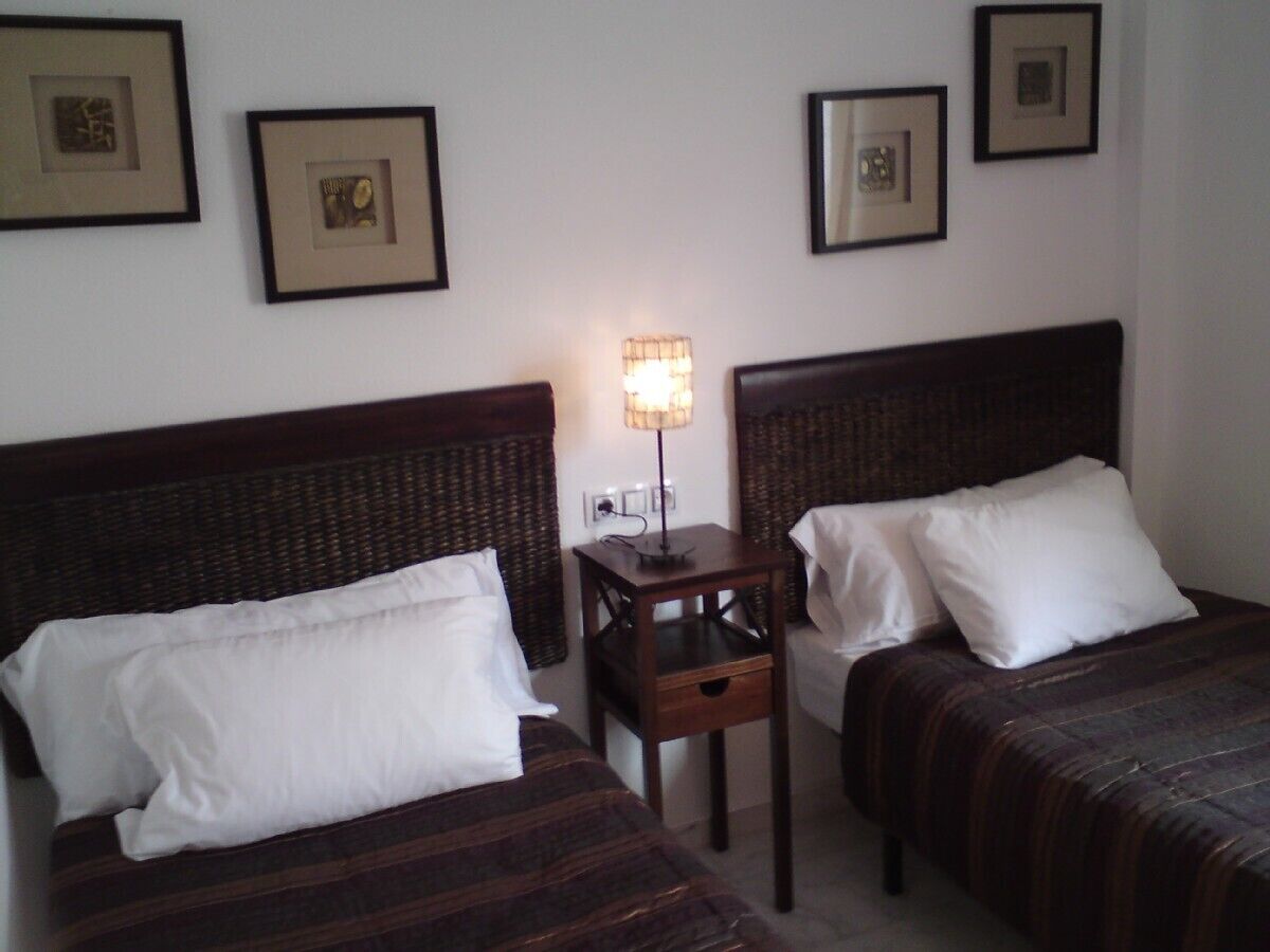 3 室のベッドルーム、セーフティボックス (室内)、アイロン / アイロン台、WiFi