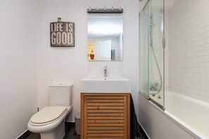 Bathtub, hair dryer