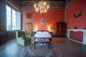 Interior - Awesome apartment in Palazzo Pfanner (XVIIth century) (Lucca)
