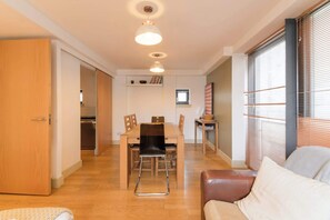 Photo non classée, 2 sur 28, bouton