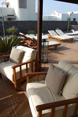 Terrace/patio - Luxury villa in Lanzarote (PLAYA BLANCA YAIZA - LANZAROTE)