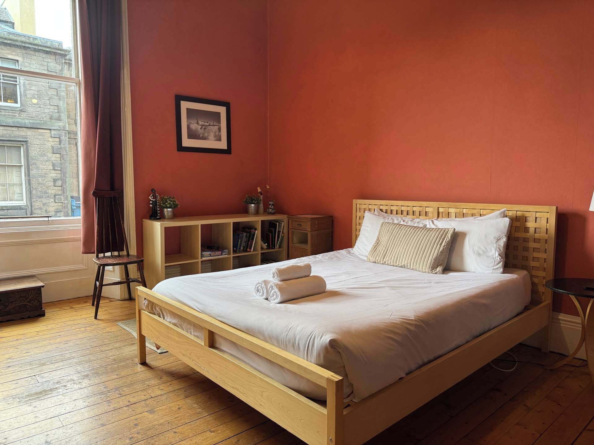 2 bedrooms, Internet, bed sheets