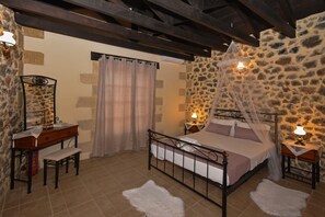 1 quarto, ferros/tábuas de passar roupa, Wi-Fi, roupa de cama