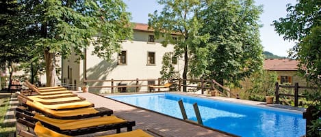 Alberca al aire libre