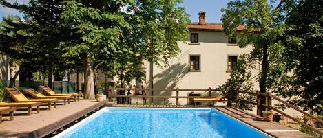 Piscina all'aperto