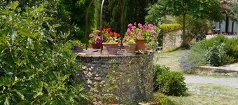 Pleasant characteristic hayloft that has been renovated into holiday apartment in a part of the Chianti that is ideal for visiting the most important towns.