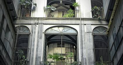 Comfortable apartment in the historic center of Naples close to everything