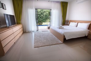 3 bedrooms, in-room safe, iron/ironing board, free WiFi - Blue Wave Choengmon (Koh Samui)