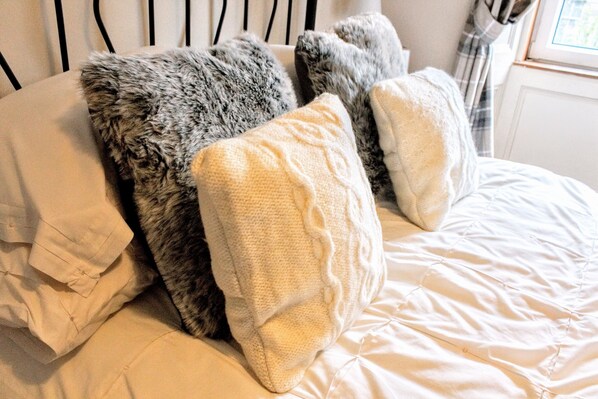 1 bedroom, iron/ironing board, internet - Cosy and Homely 1BD Flat Near Central Edinburgh (Edinburgh)