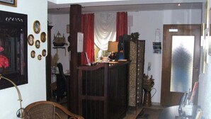 Unclassified image, 4 of 22, button - Hotel Landhaus Sechting (Duisburg)