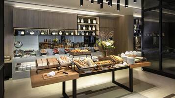Ze serveren er lunch en diner