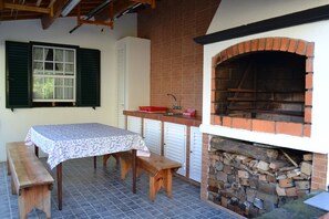 Outdoor dining - Casa Doce Mar Fajã do Fisher (Feteira)