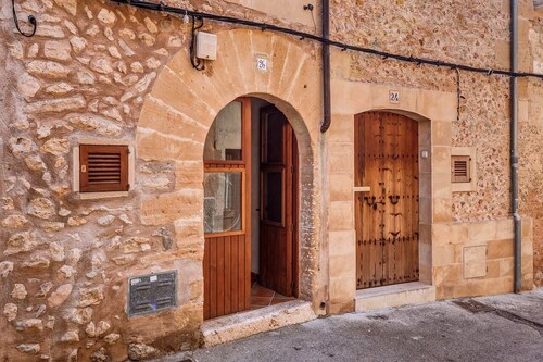 Typical Mallorcan Townhouse  in Pollença Oldtown