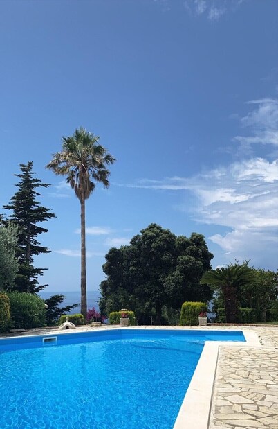 Superb panoramic villa in San Lucido, Calabria