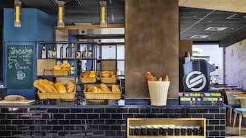 Daily buffet breakfast (ILS 100 per person)
