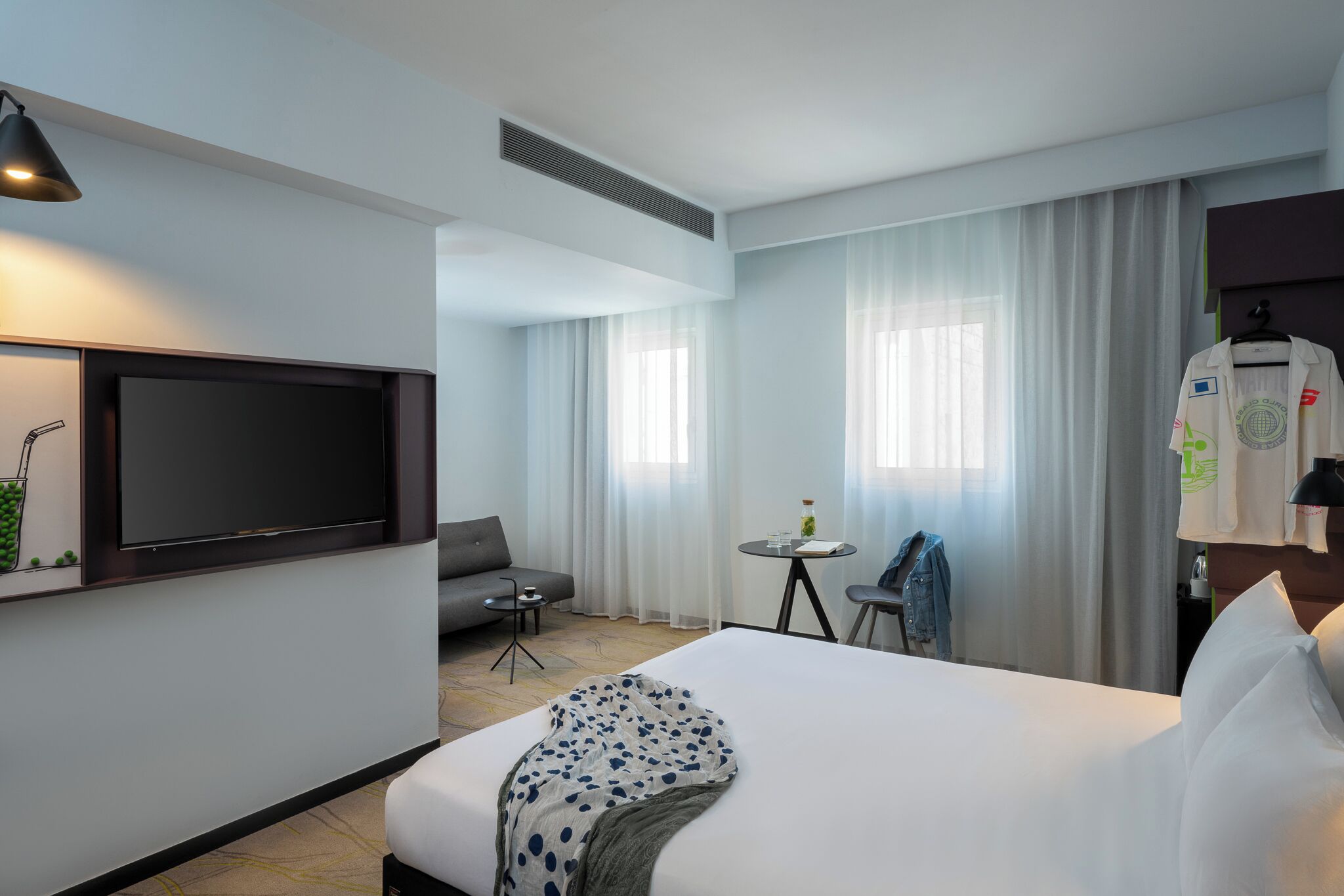 Kamar Standar, 1 Tempat Tidur Double dengan tempat tidur Sofa (Family) | Brankas, meja kerja, kedap suara, dan tempat tidur bayi gratis