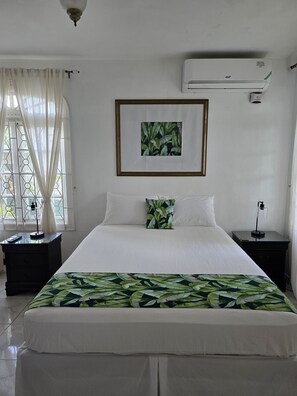 4 chambres, fer et planche à repasser, Wi-Fi gratuit, draps fournis