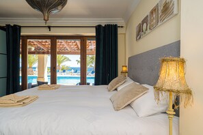 6 bedrooms, desk, iron/ironing board, free WiFi