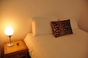 2 quartos, ferros/tábuas de passar roupa, Wi-Fi de cortesia