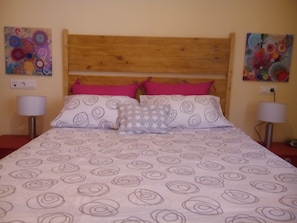 1 bedroom, free WiFi, bed sheets, wheelchair access - Apartment Granada Center. (Granada)