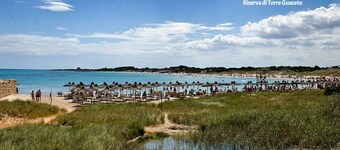 Villa with fenced garden - 250 m from beaches - parking space