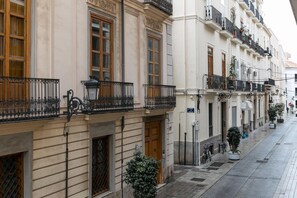 Balcony - ApartUP L' Almoina (Valencia / València)