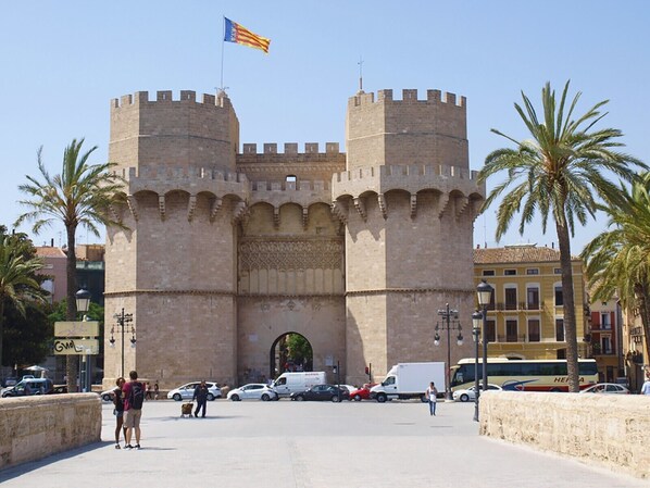 Point of interest - ApartUP L' Almoina (Valencia / València)