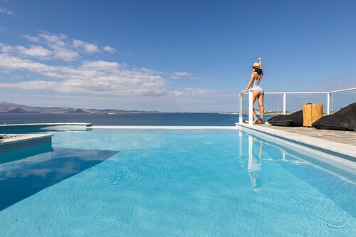 Villa Azure in Villa Paradise Boutique Villas Hotel - Plaka Strand