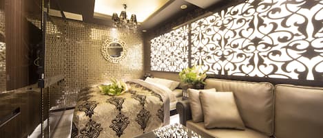 Quarto casal standard, 1 cama de casal, para fumantes | Frigobar, cofres nos quartos, quartos à prova de som, Wi-Fi de cortesia