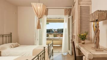 3 bedrooms, iron/ironing board, travel cot, free WiFi