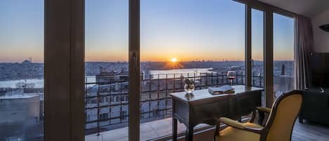 Luxe penthouse, niet-roken, uitzicht op zee | Balkon