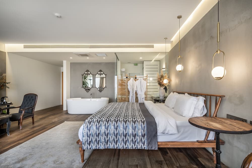 Ansen Suites