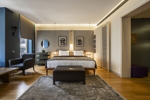 Superior Suite | Premium bedding, minibar, in-room safe, individually decorated