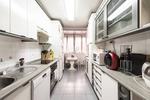 MAGNIFICENT HOUSE WITH GARDEN IN MADRID 10 PAX - WIFICasa with garden VT353