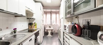 MAGNIFICENT HOUSE WITH GARDEN IN MADRID 10 PAX - WIFICasa with garden VT353