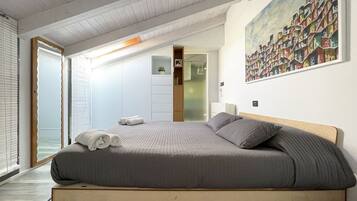 2 chambres, fer et planche Ă repasser, Wi-Fi, draps fournis